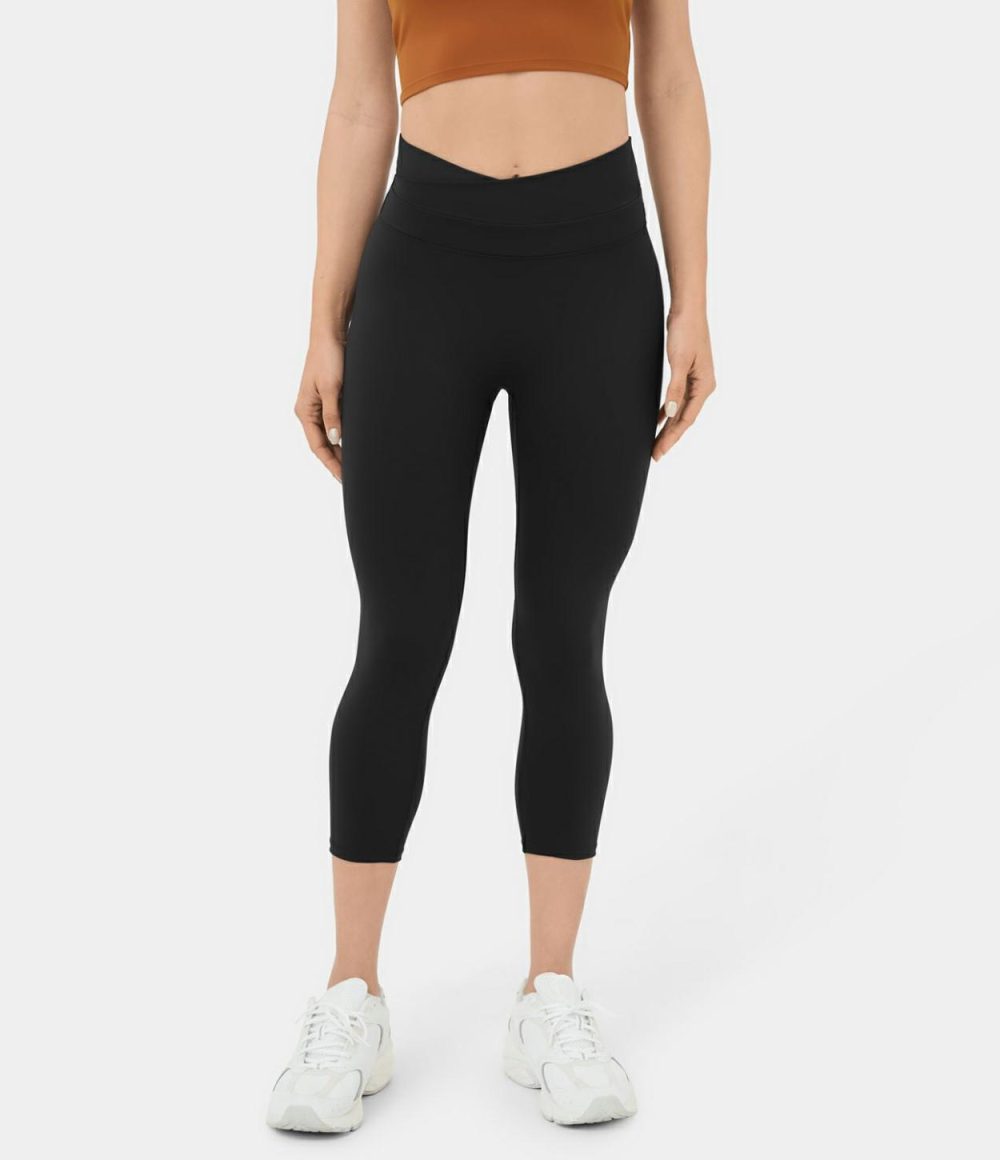 Softlyzero™ Crossover Color Block Capri Yoga Leggings  | Womens  Crossover Leggings Clothing Black/Turbulence